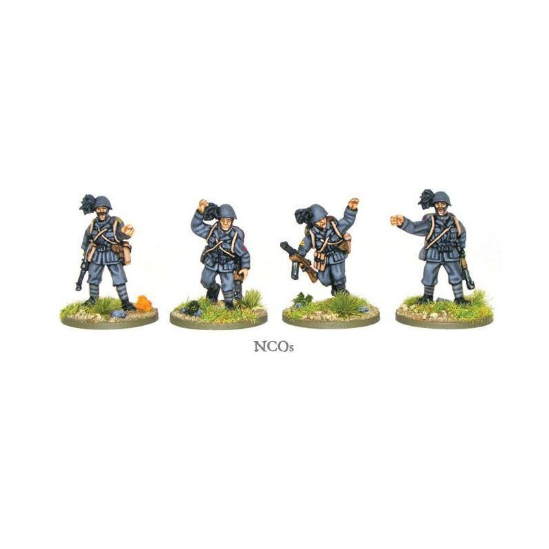 Italian Bersaglieri Officers/NCOs (Sun hats or Helmets) 28mm WWII WARLORD GAMES