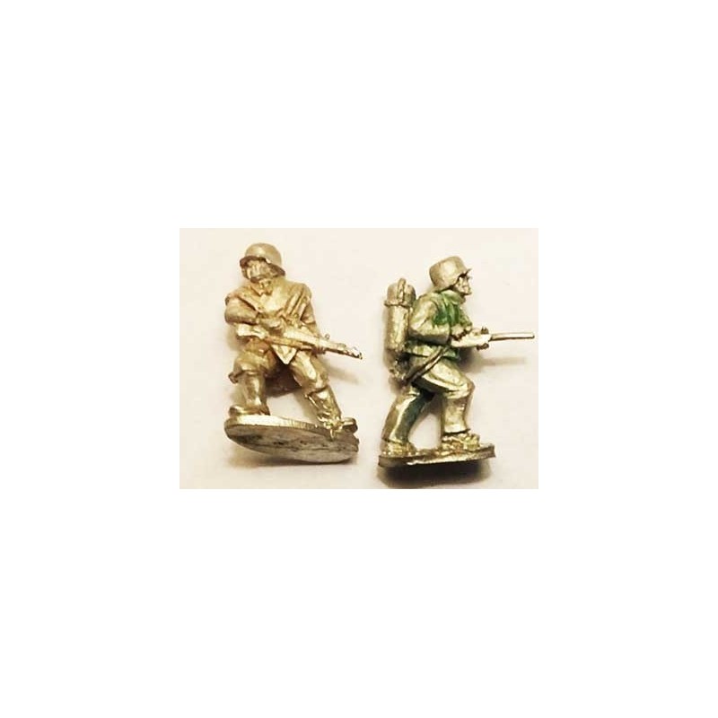 German Flamethrower Team B 28mm WWII WEST WIND