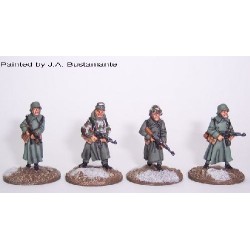 German Late War w/MP44 (Winter) 28mm WWII ARTIZAN DESIGN